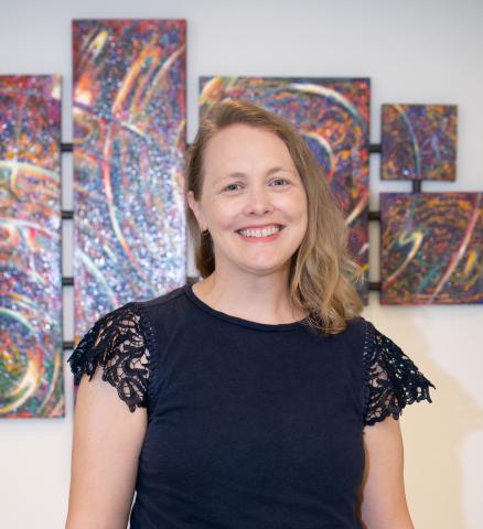 Andrea Mullen Headshot